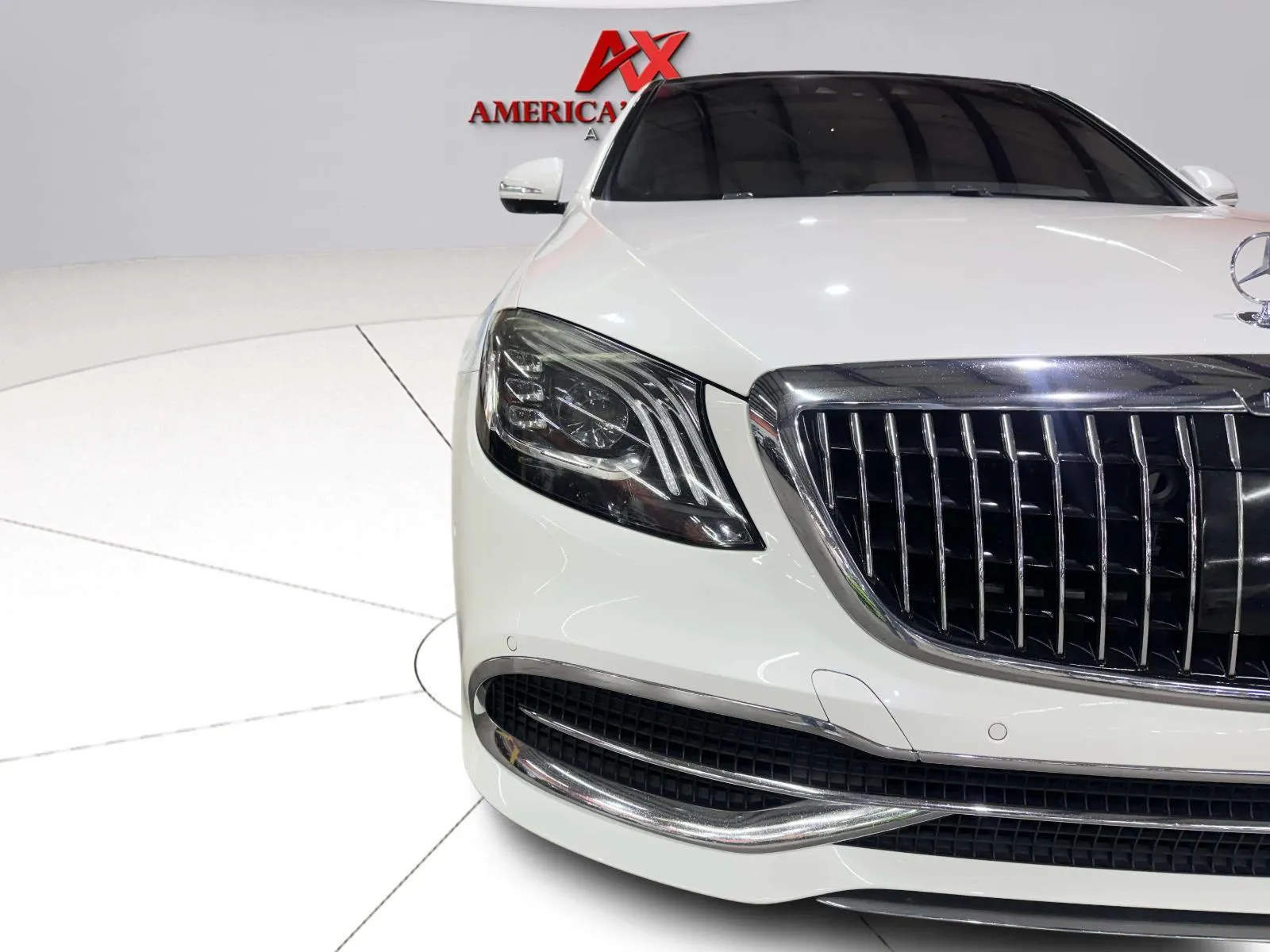 Mercedes-Benz S-Class photo 12