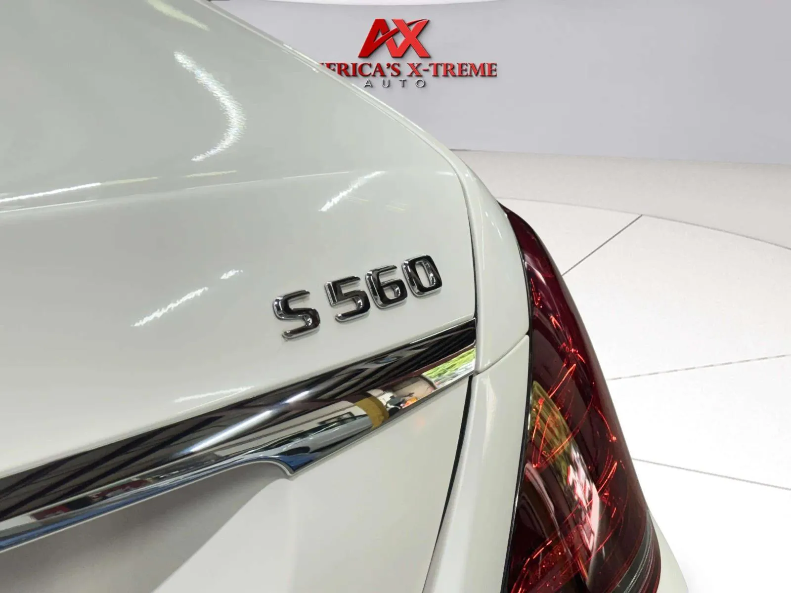 Mercedes-Benz S-Class photo 21