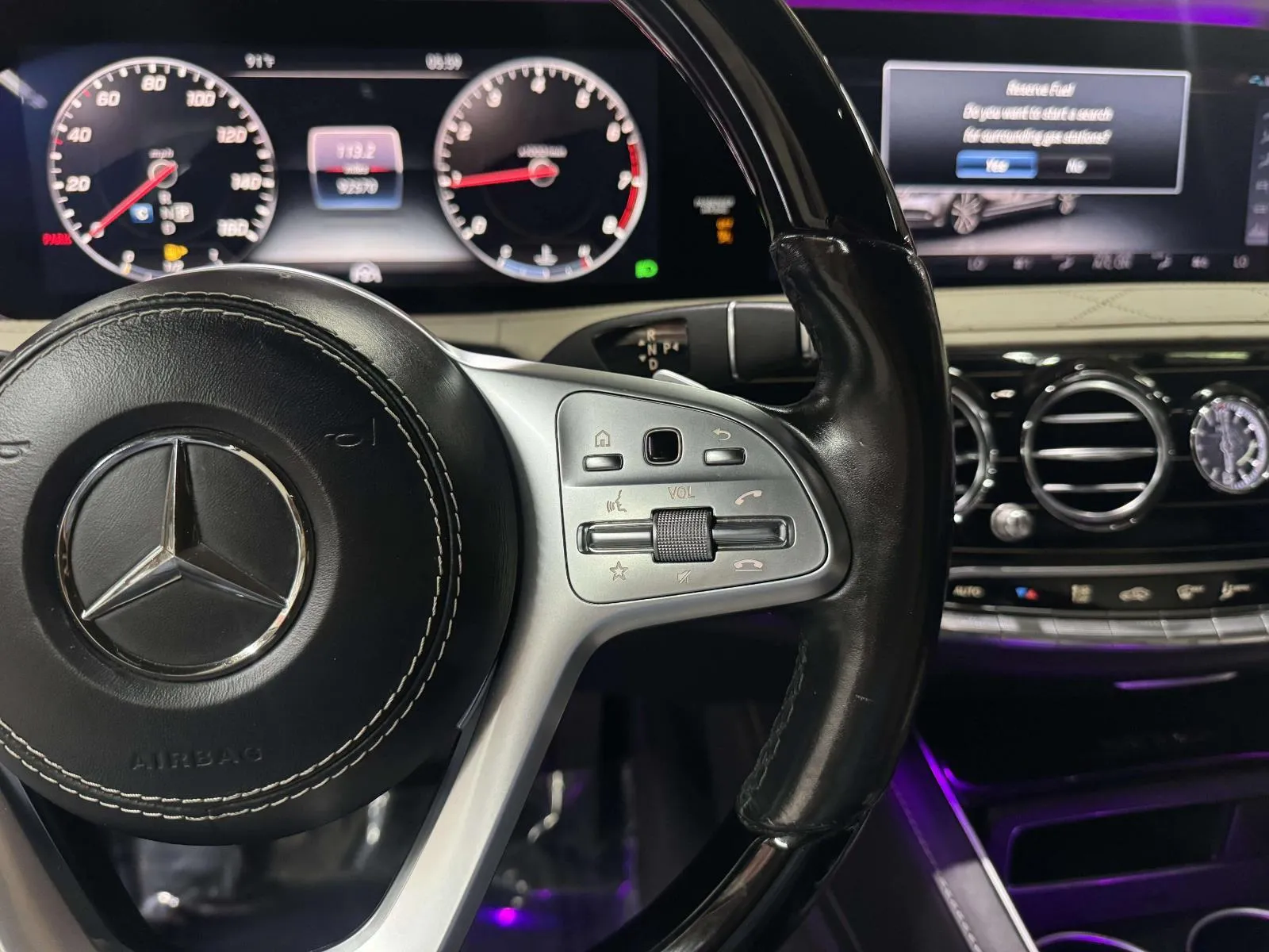 Mercedes-Benz S-Class photo 32