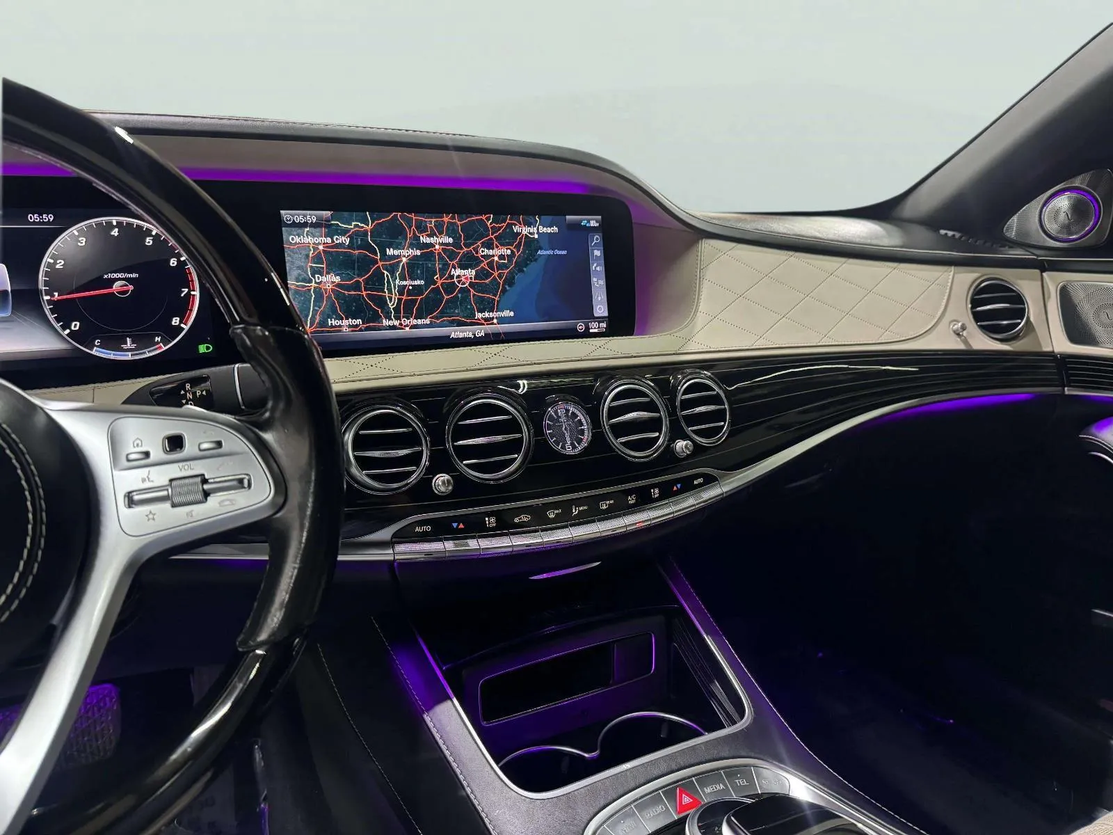 Mercedes-Benz S-Class photo 36
