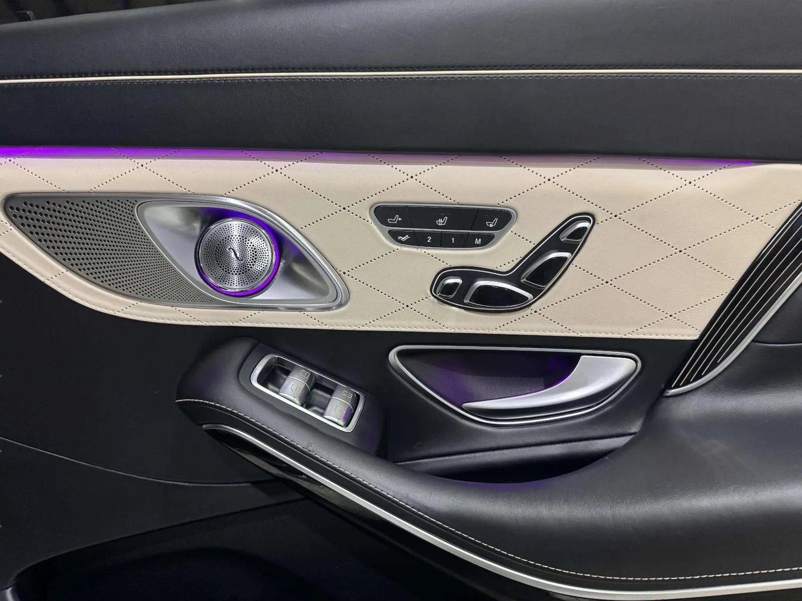 Mercedes-Benz S-Class photo 68