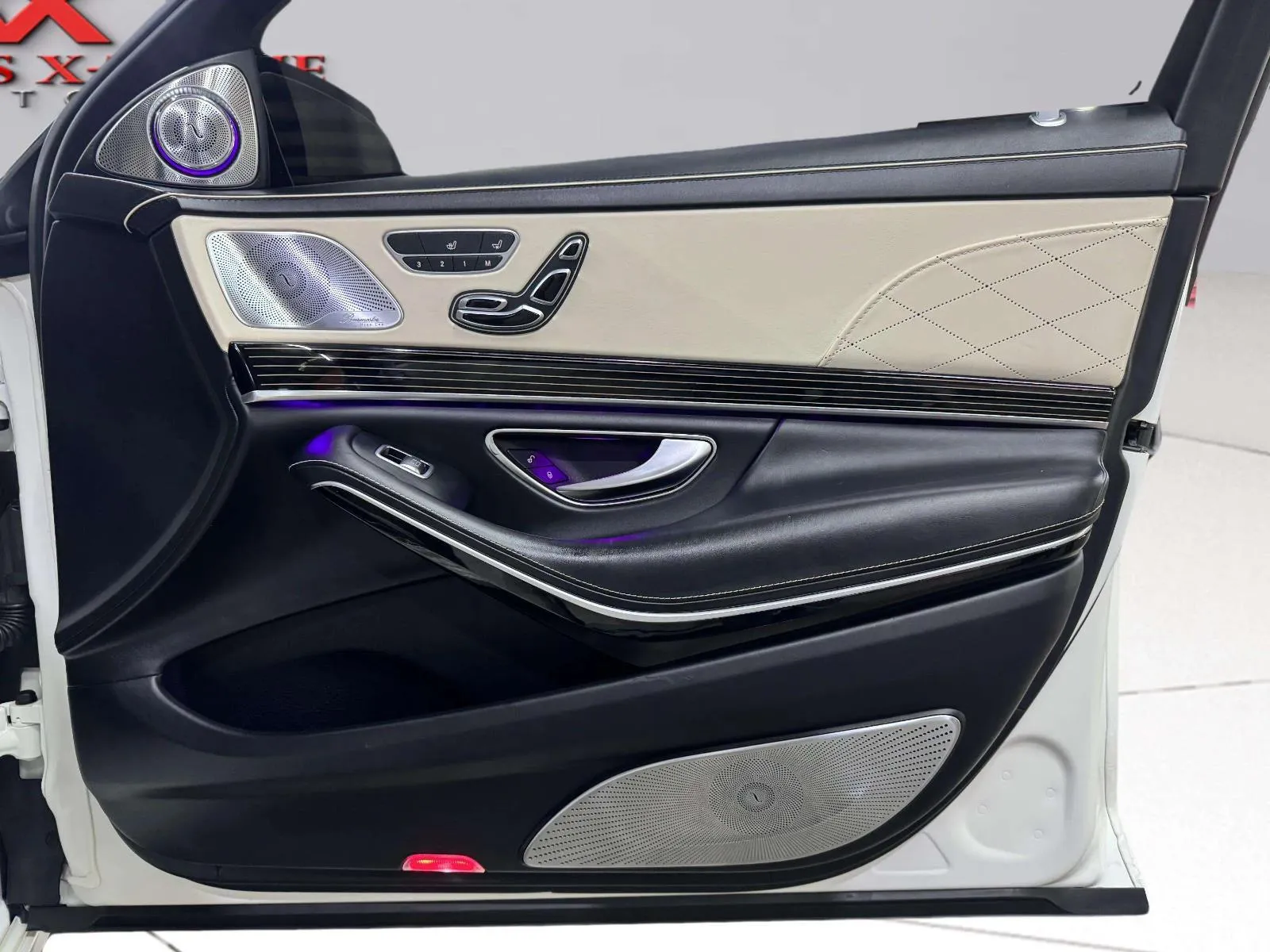 Mercedes-Benz S-Class photo 73