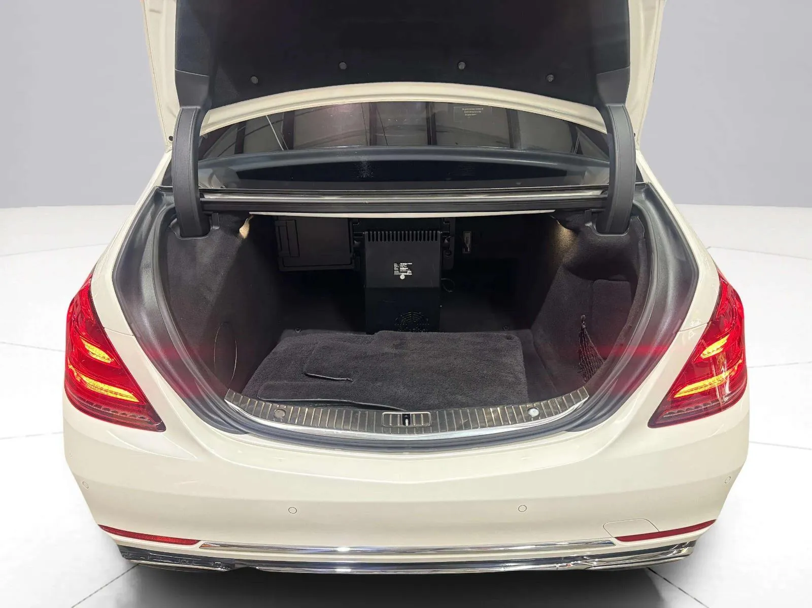 Mercedes-Benz S-Class photo 79