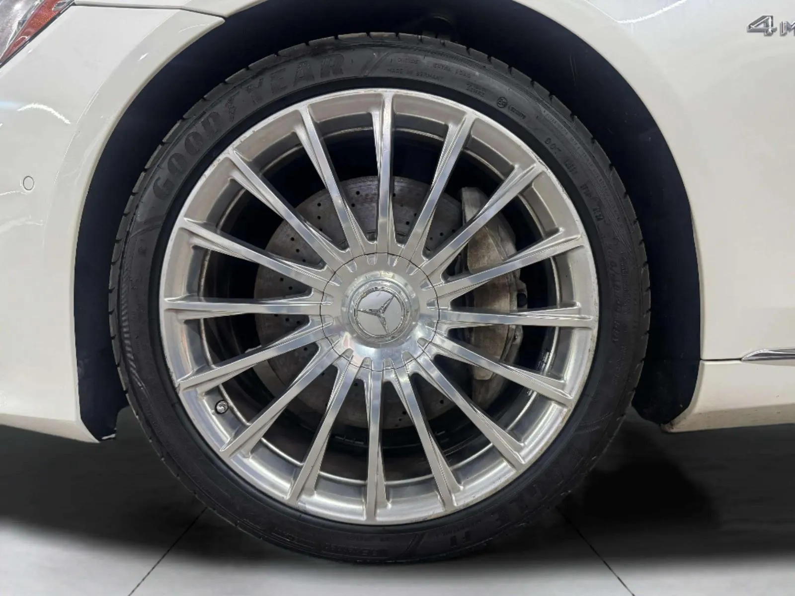 Mercedes-Benz S-Class photo 85
