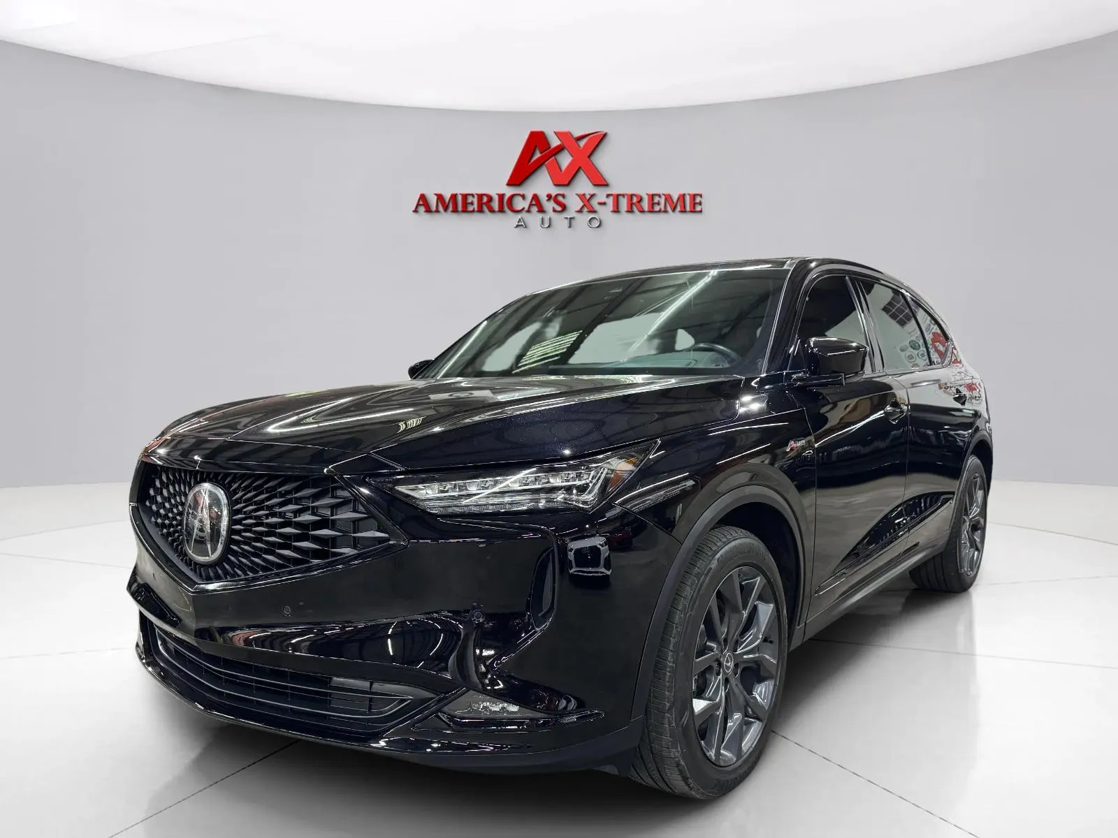 Acura MDX photo 2