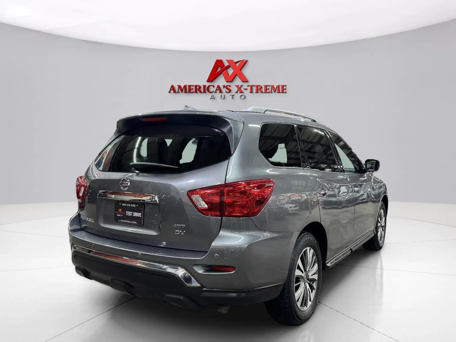 Nissan Pathfinder photo 7