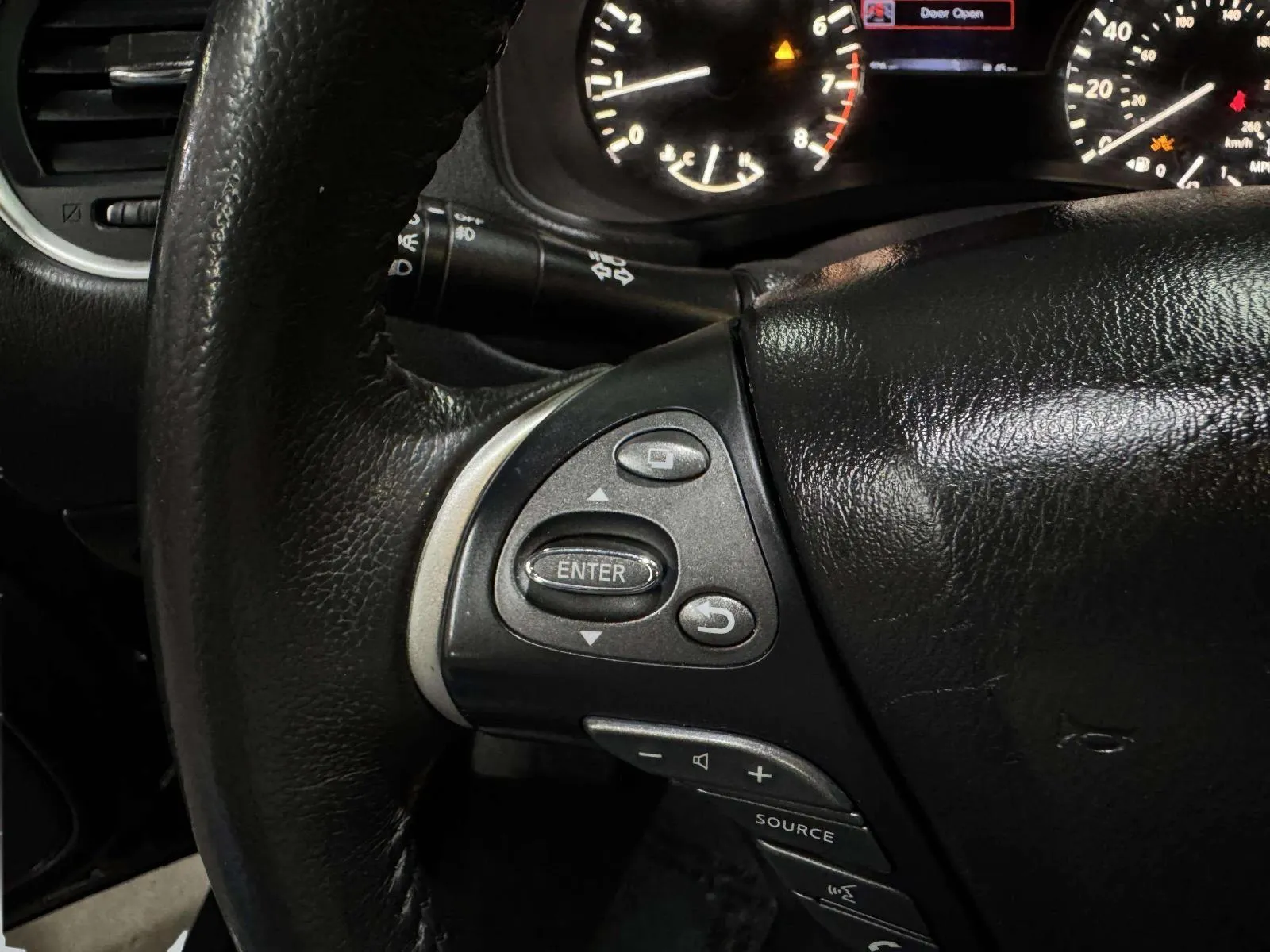 Nissan Pathfinder photo 31