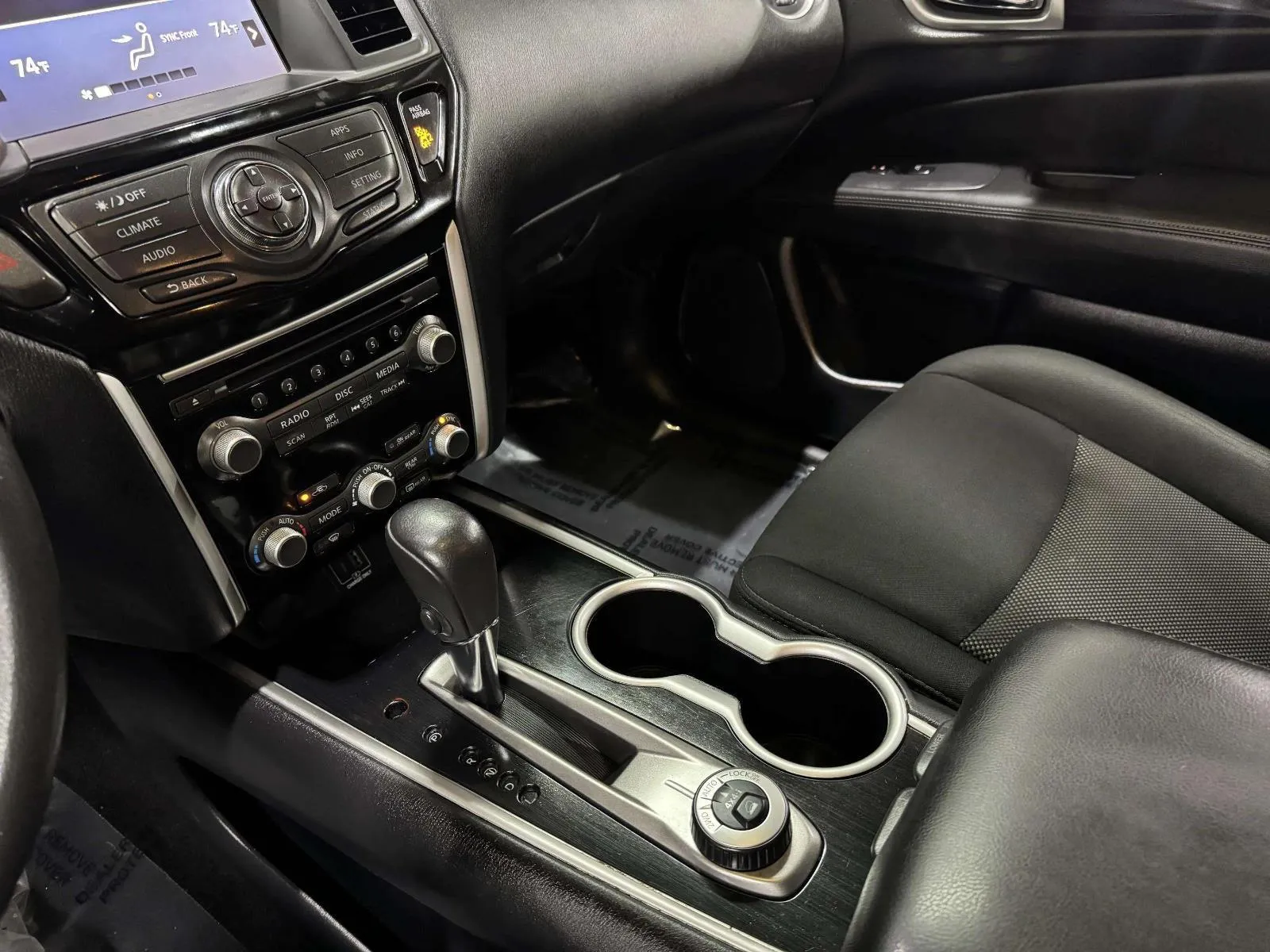 Nissan Pathfinder photo 41