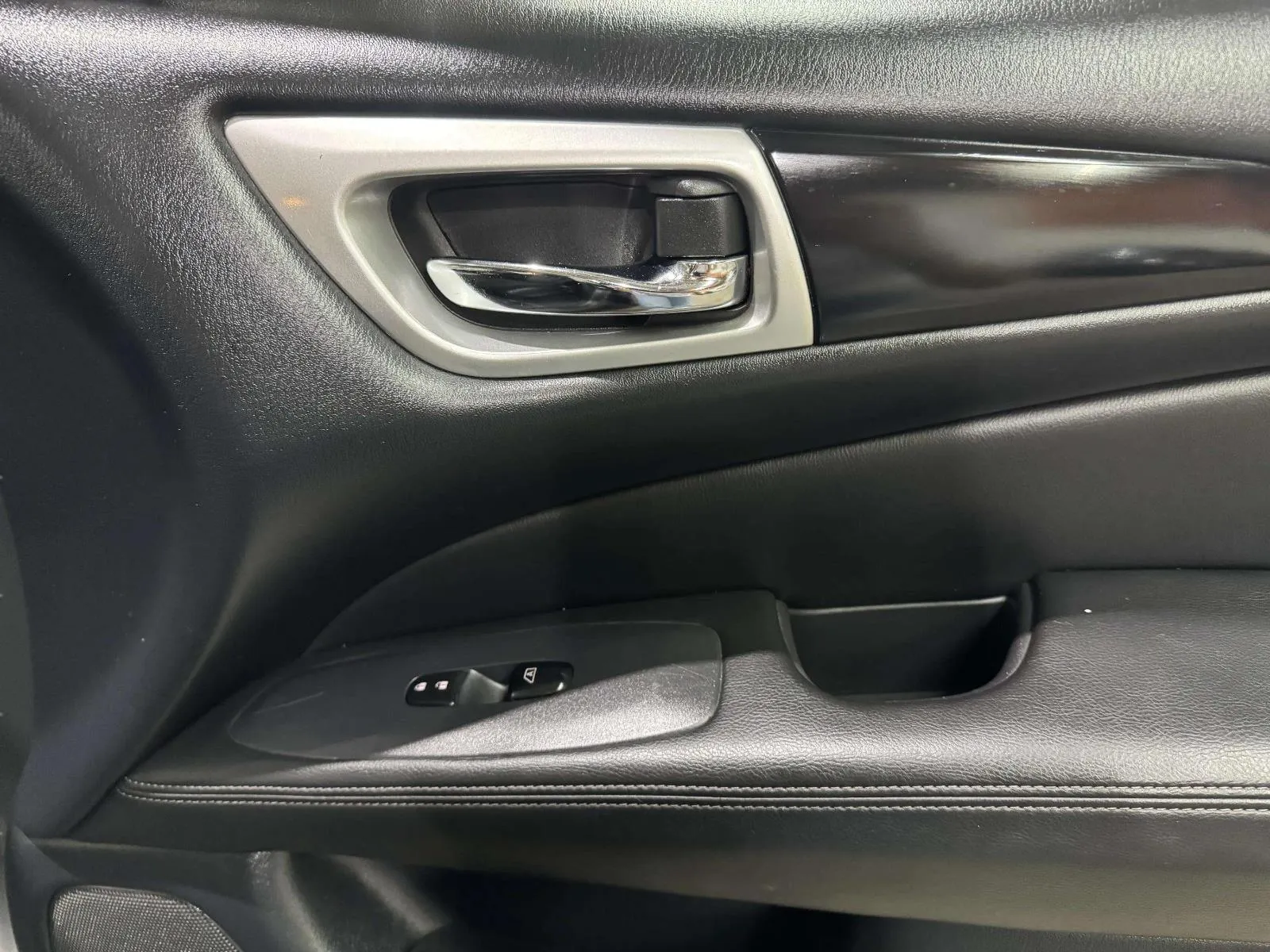 Nissan Pathfinder photo 55