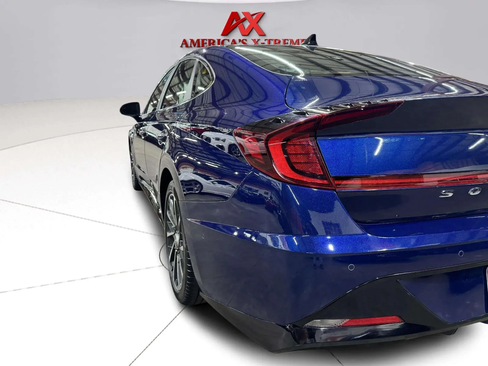 Hyundai Sonata photo 4