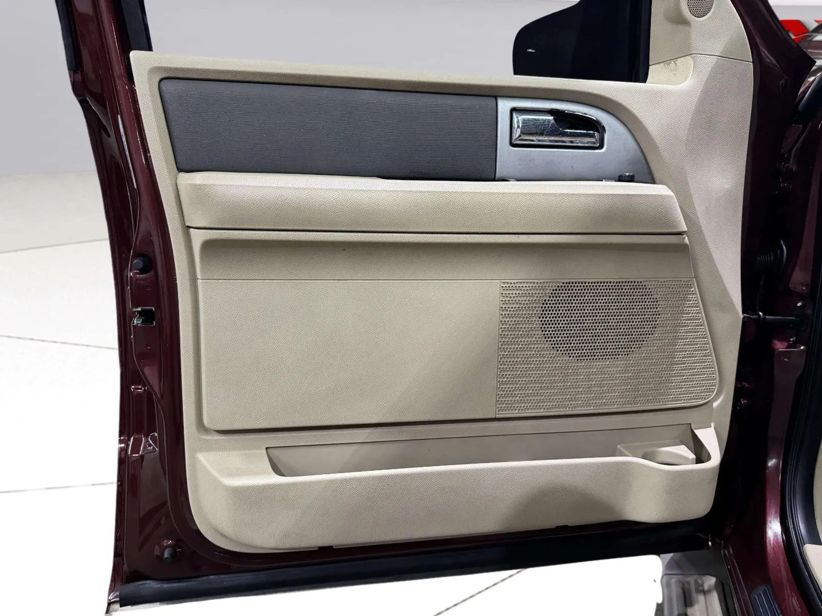 Ford Expedition photo 13