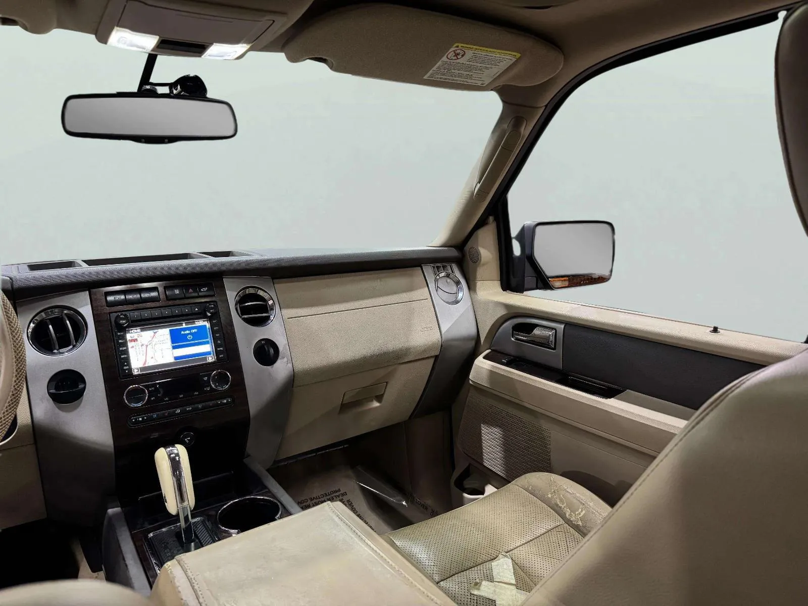 Ford Expedition photo 21