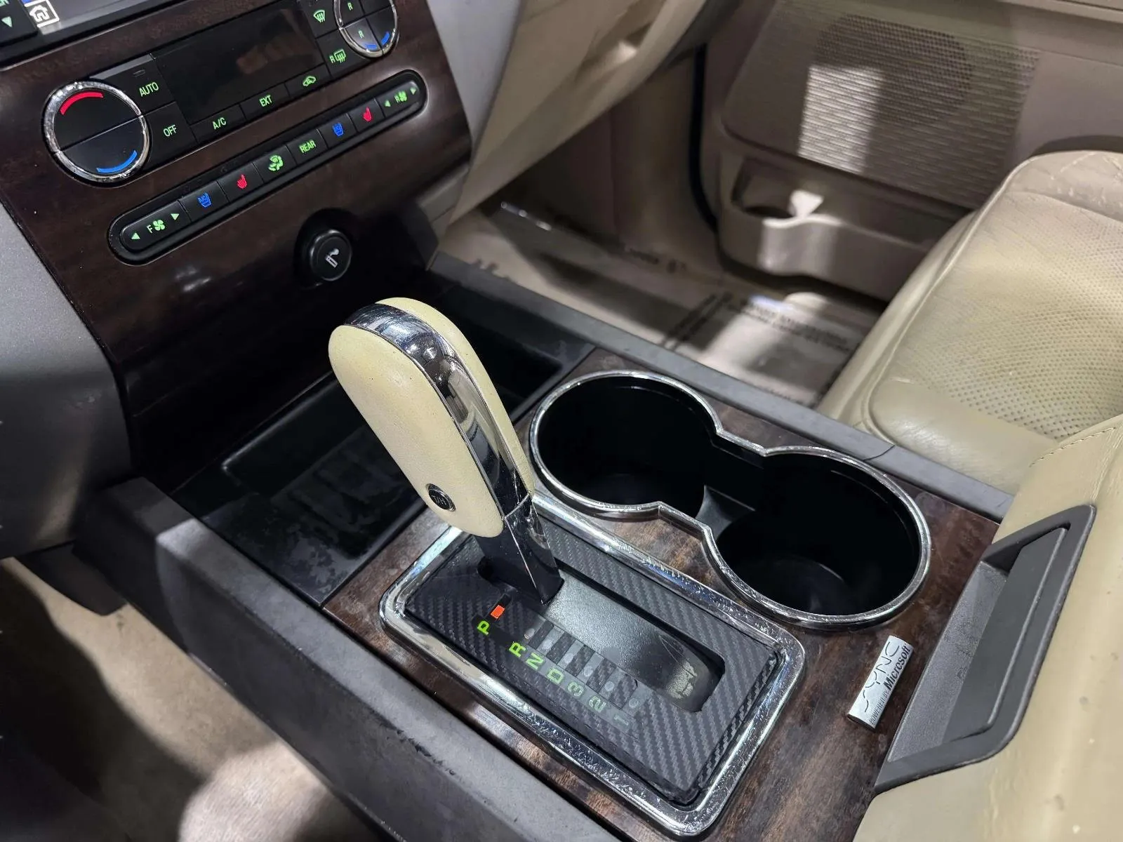 Ford Expedition photo 27