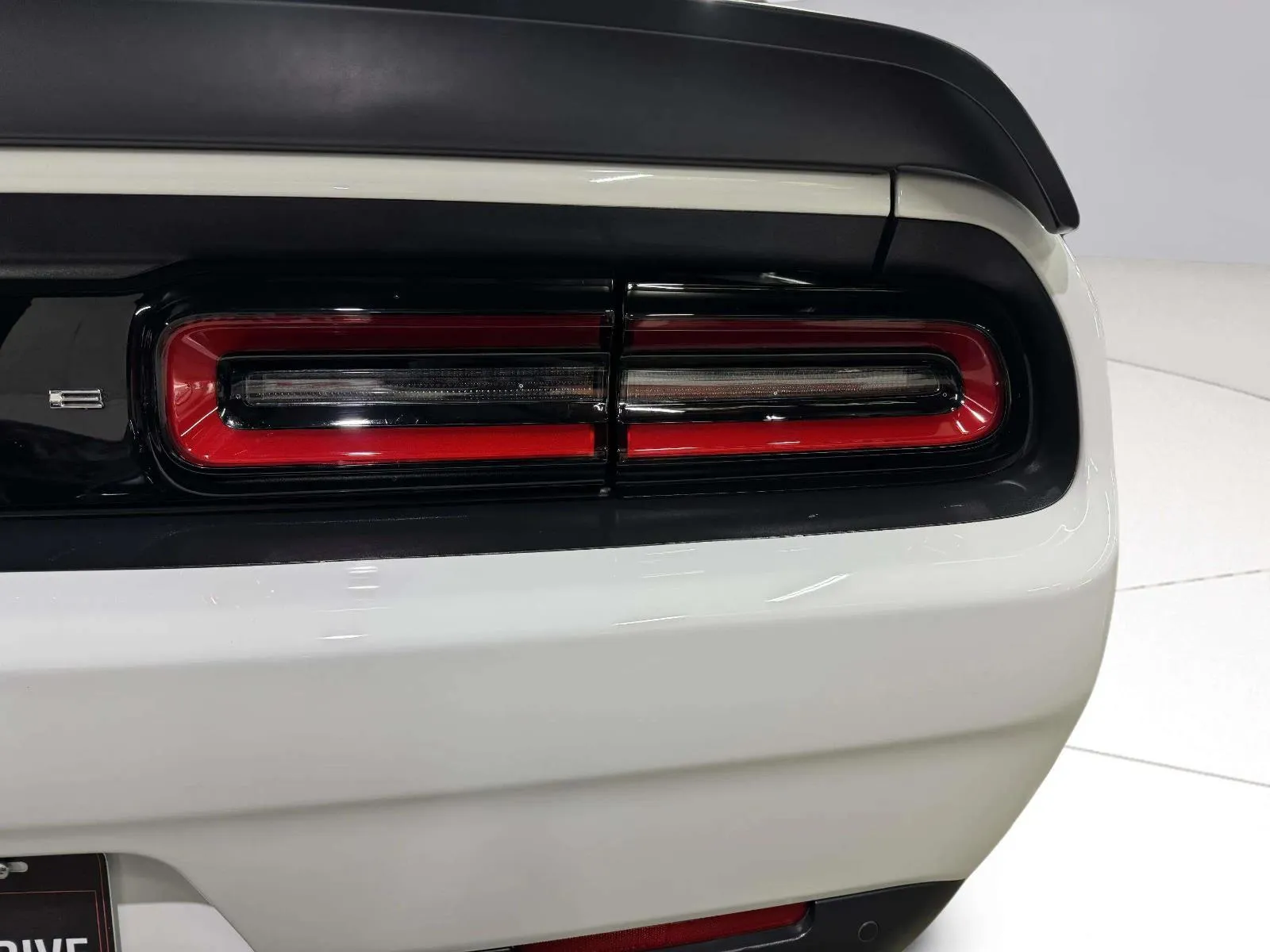Dodge Challenger photo 15