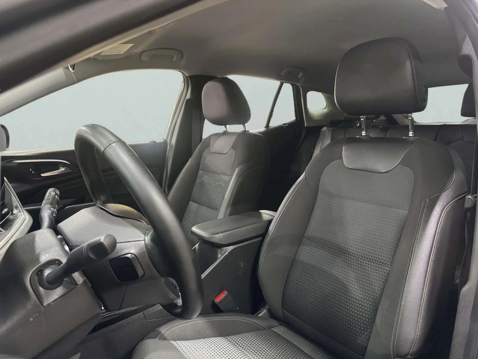 Chevrolet Trax photo 23