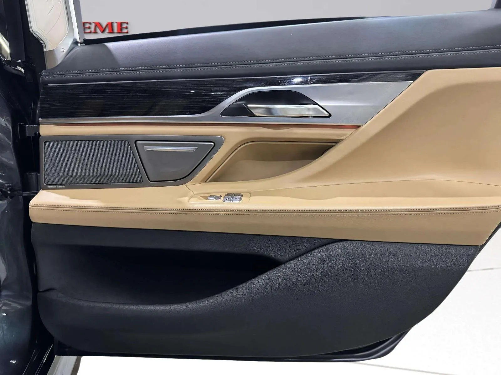 BMW 7 Series photo 47