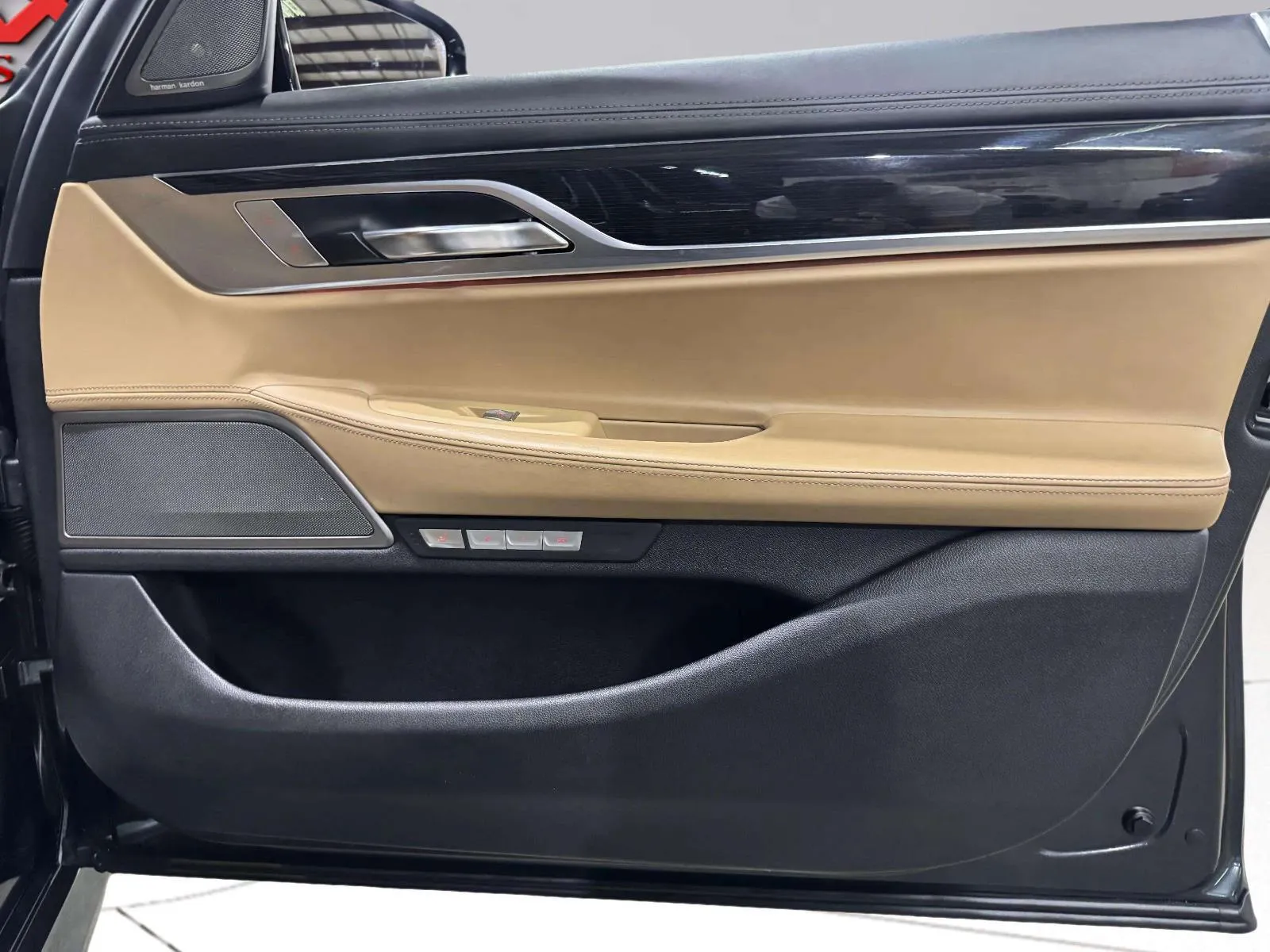 BMW 7 Series photo 51