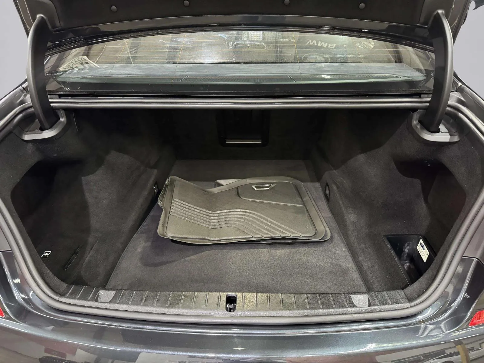 BMW 7 Series photo 60