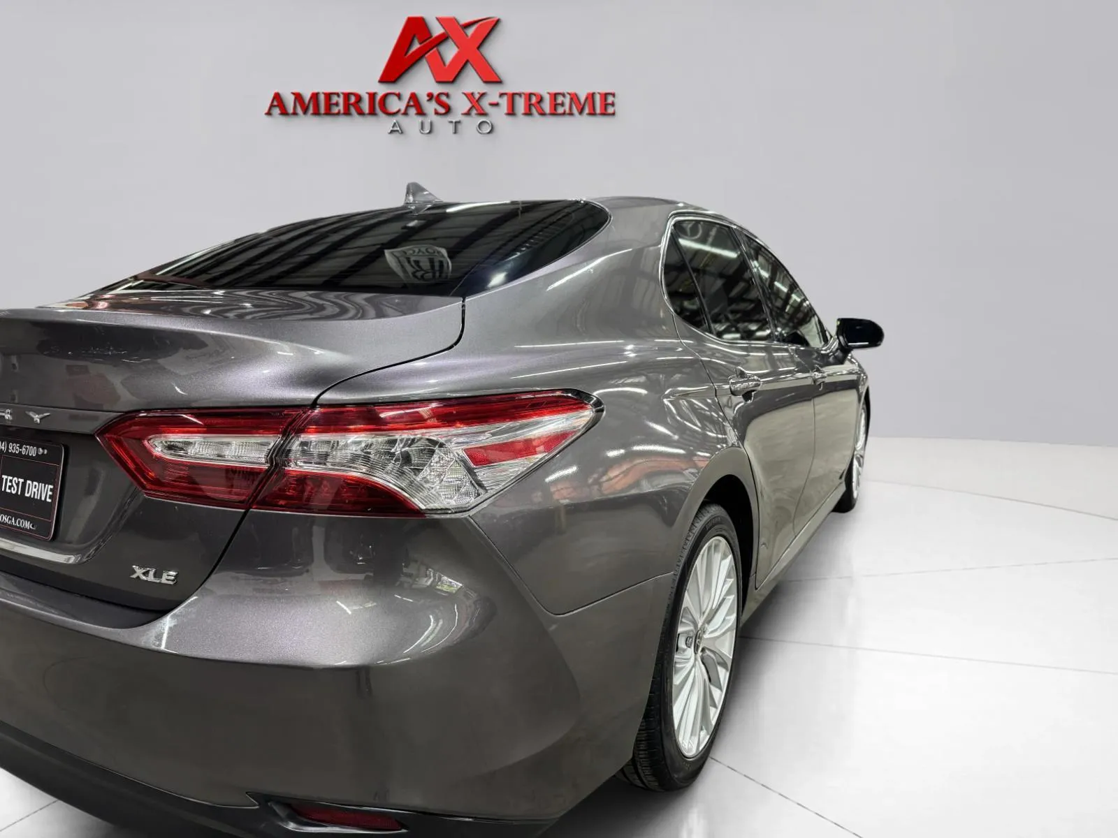 Toyota Camry photo 8