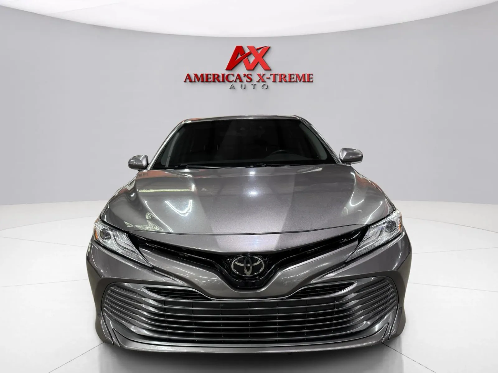 Toyota Camry photo 10