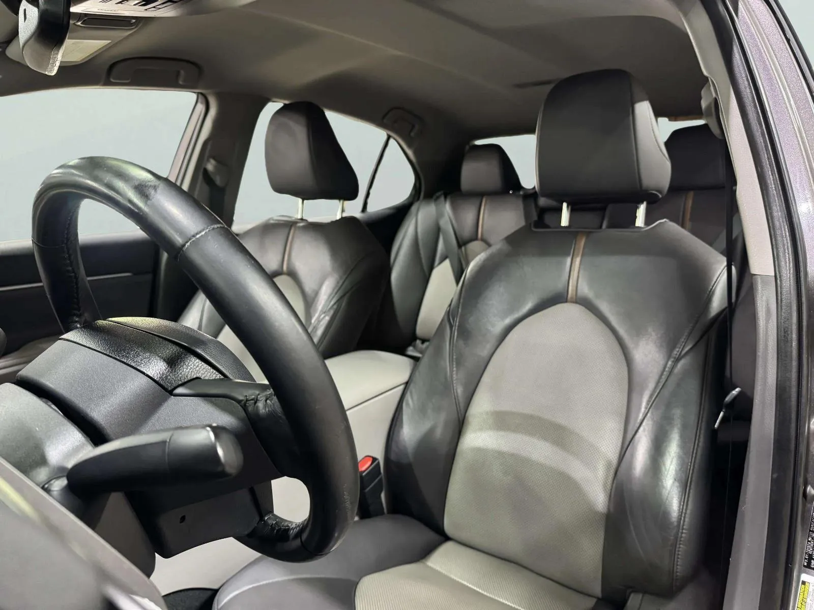 Toyota Camry photo 31