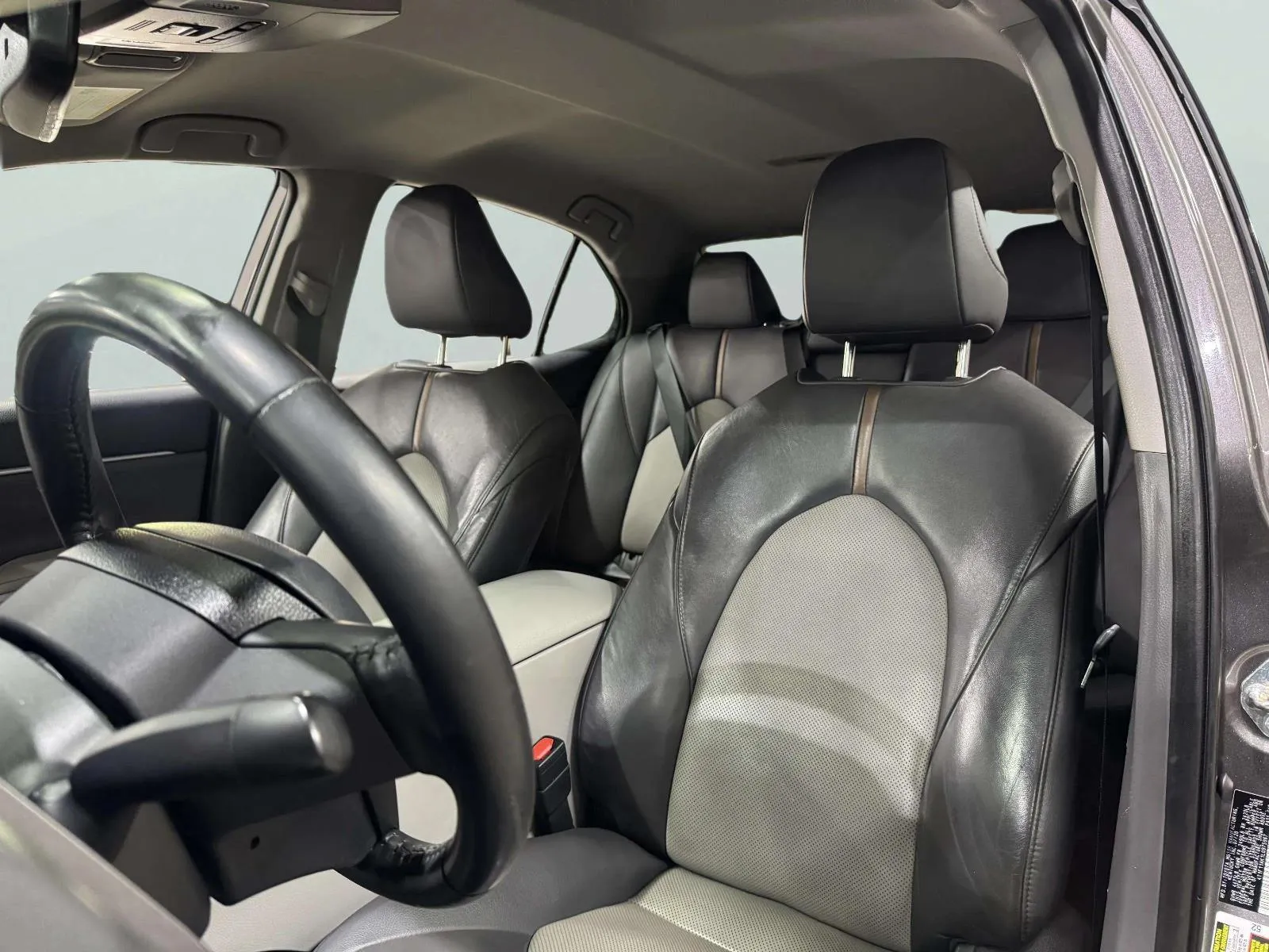 Toyota Camry photo 32