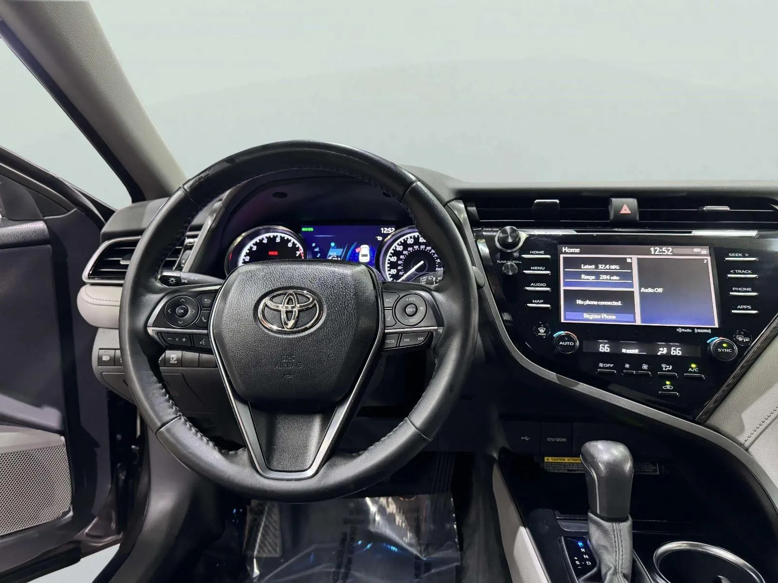Toyota Camry photo 36
