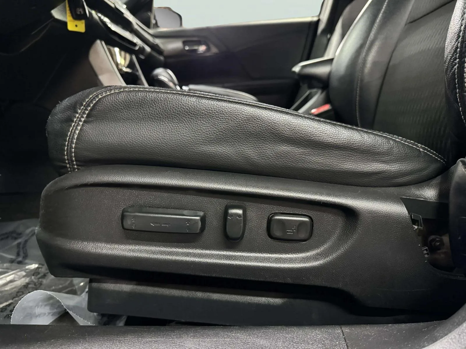 Honda Accord photo 11