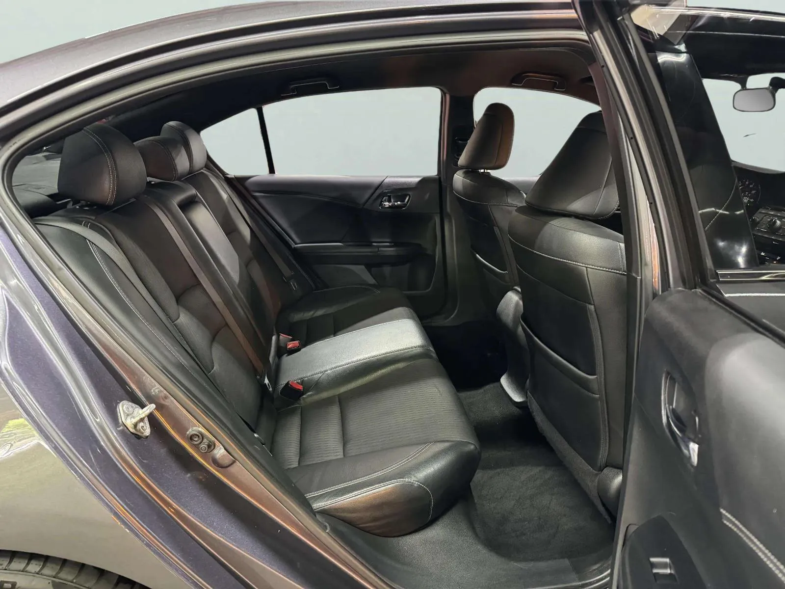 Honda Accord photo 15