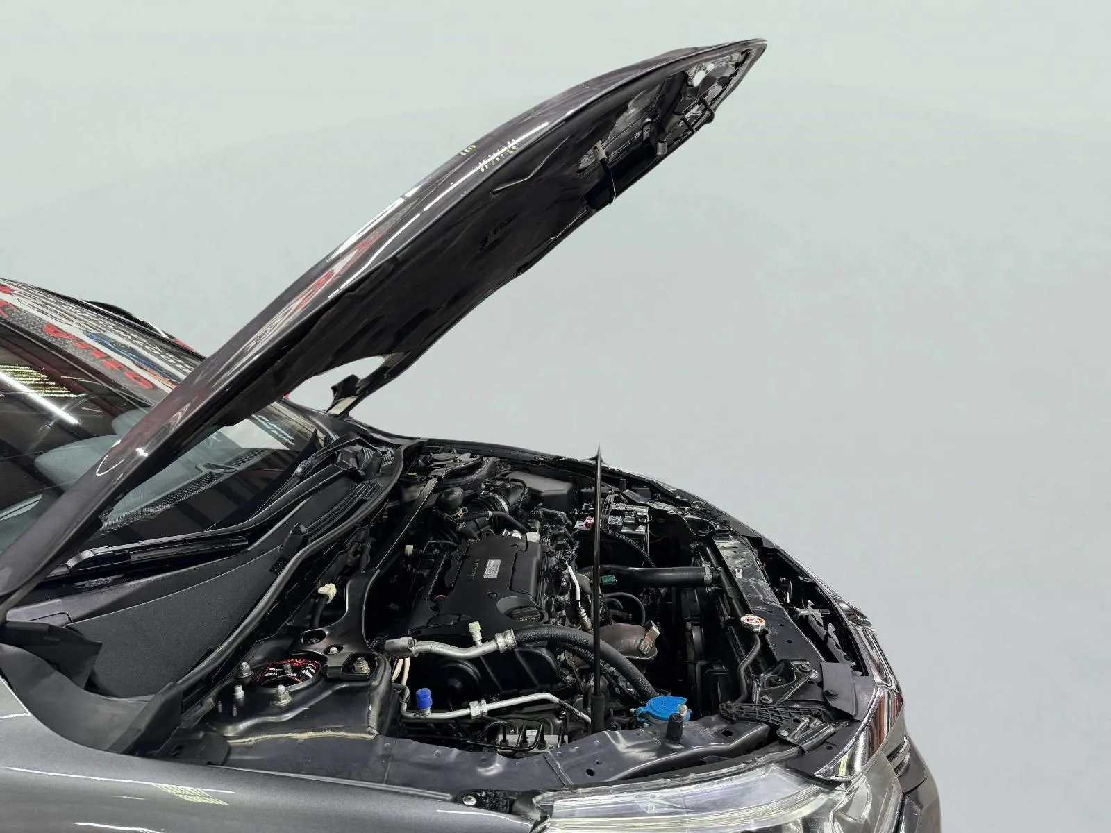 Honda Accord photo 29