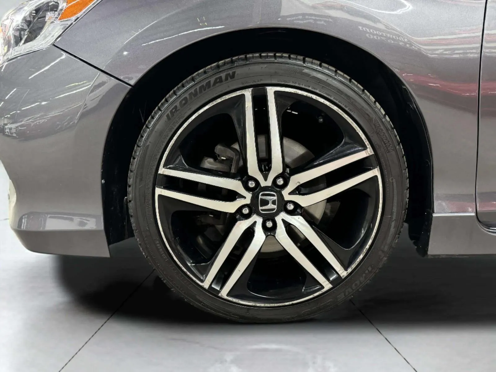 Honda Accord photo 33