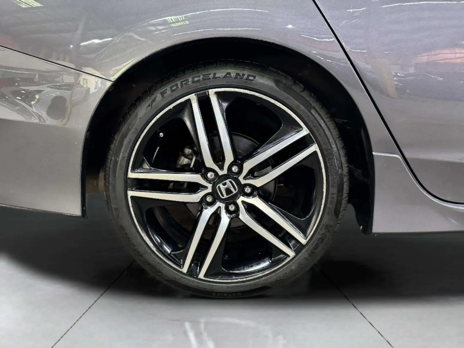 Honda Accord photo 34