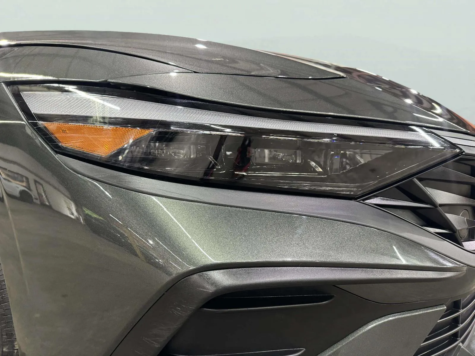 Hyundai Elantra photo 14