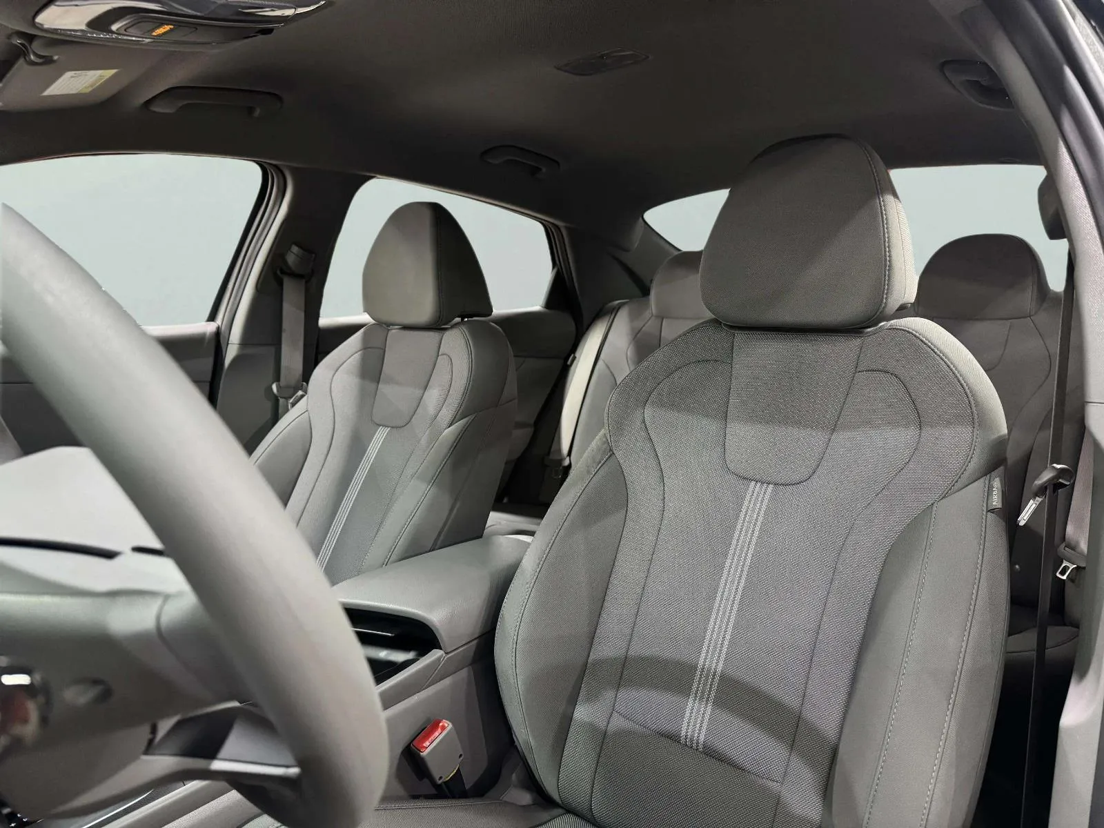 Hyundai Elantra photo 21