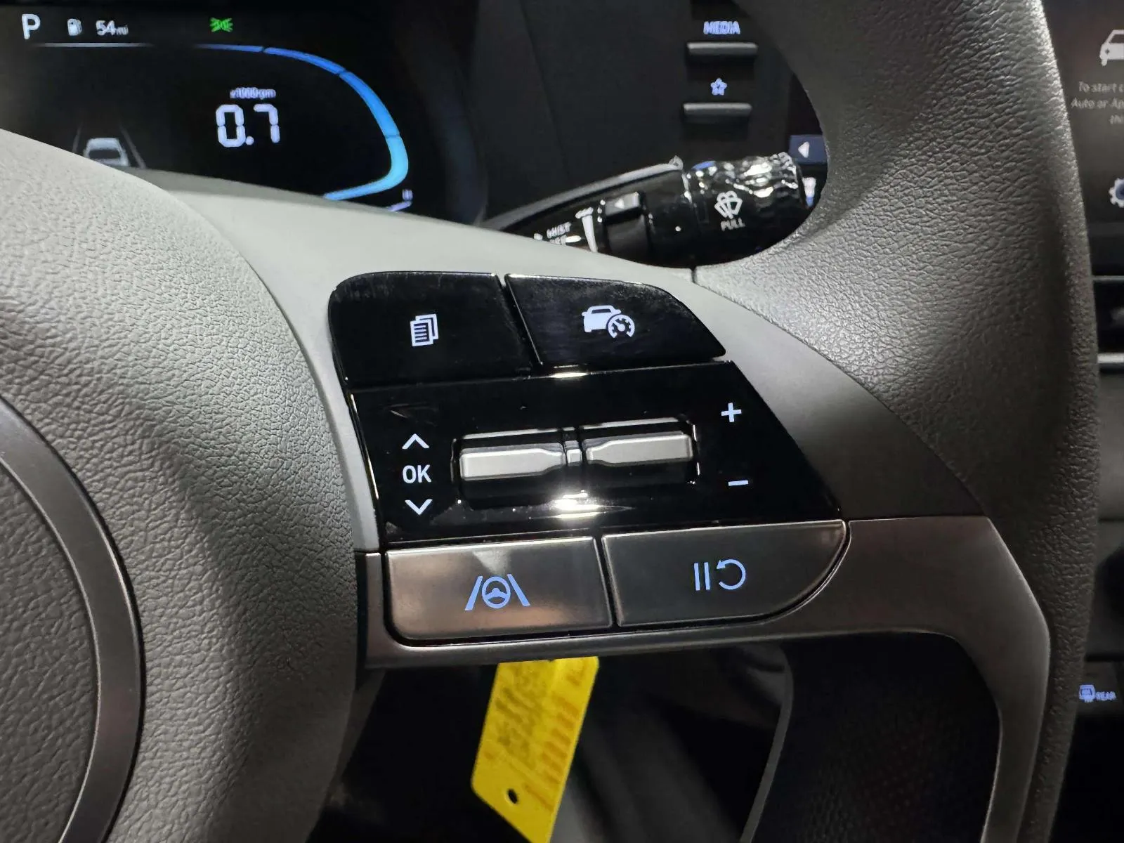 Hyundai Elantra photo 25