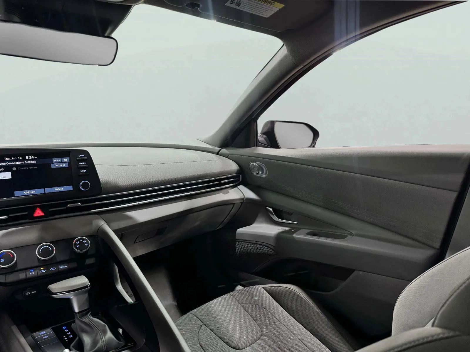 Hyundai Elantra photo 39