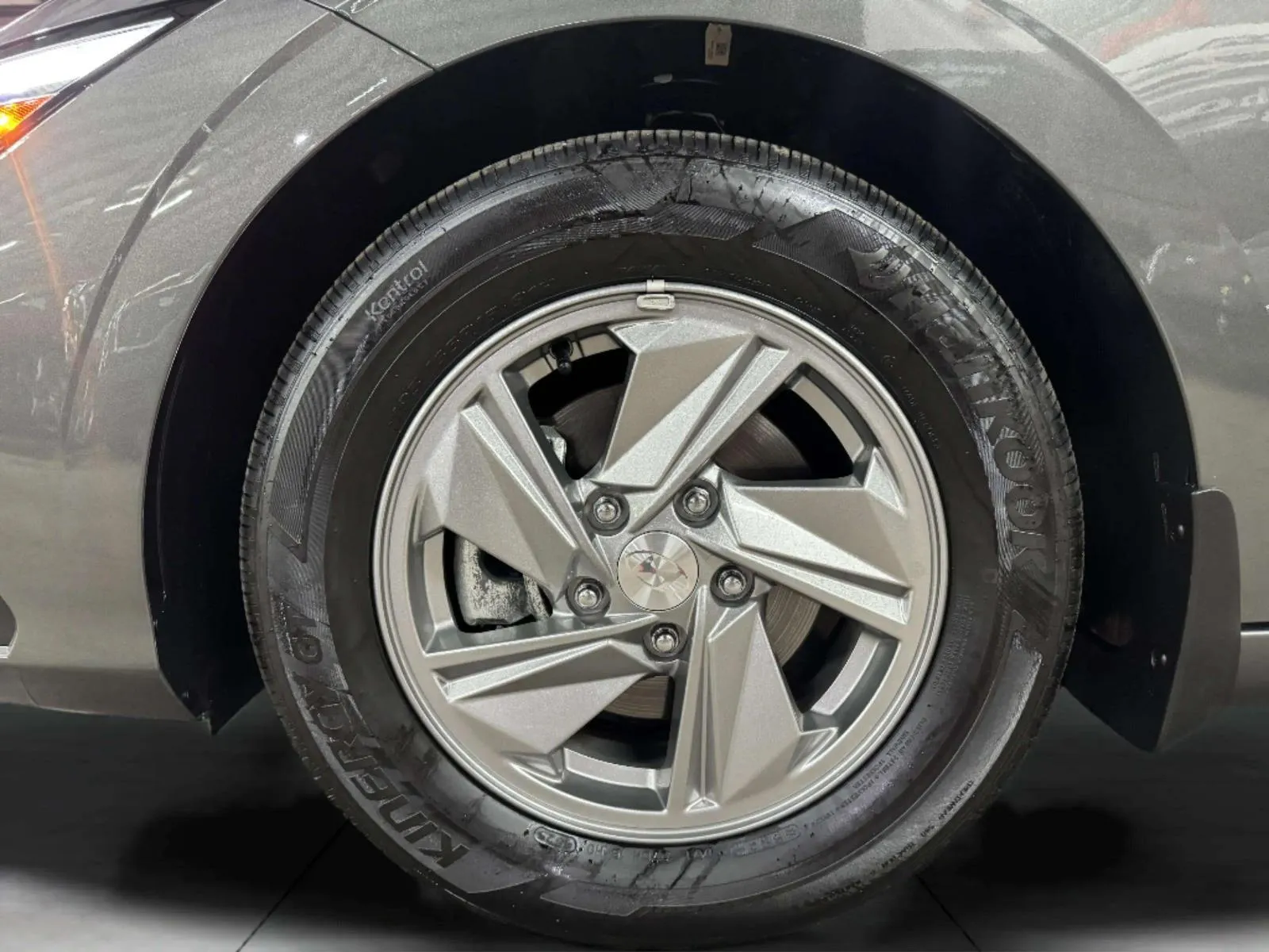 Hyundai Elantra photo 60
