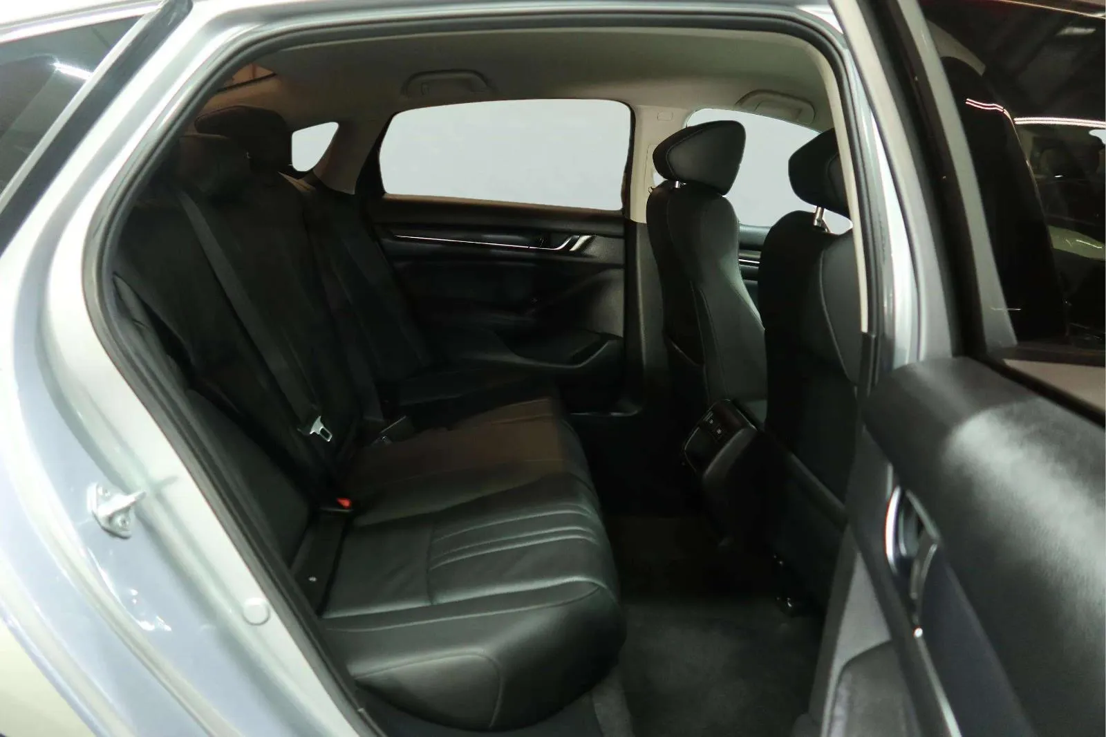 Honda Accord photo 21