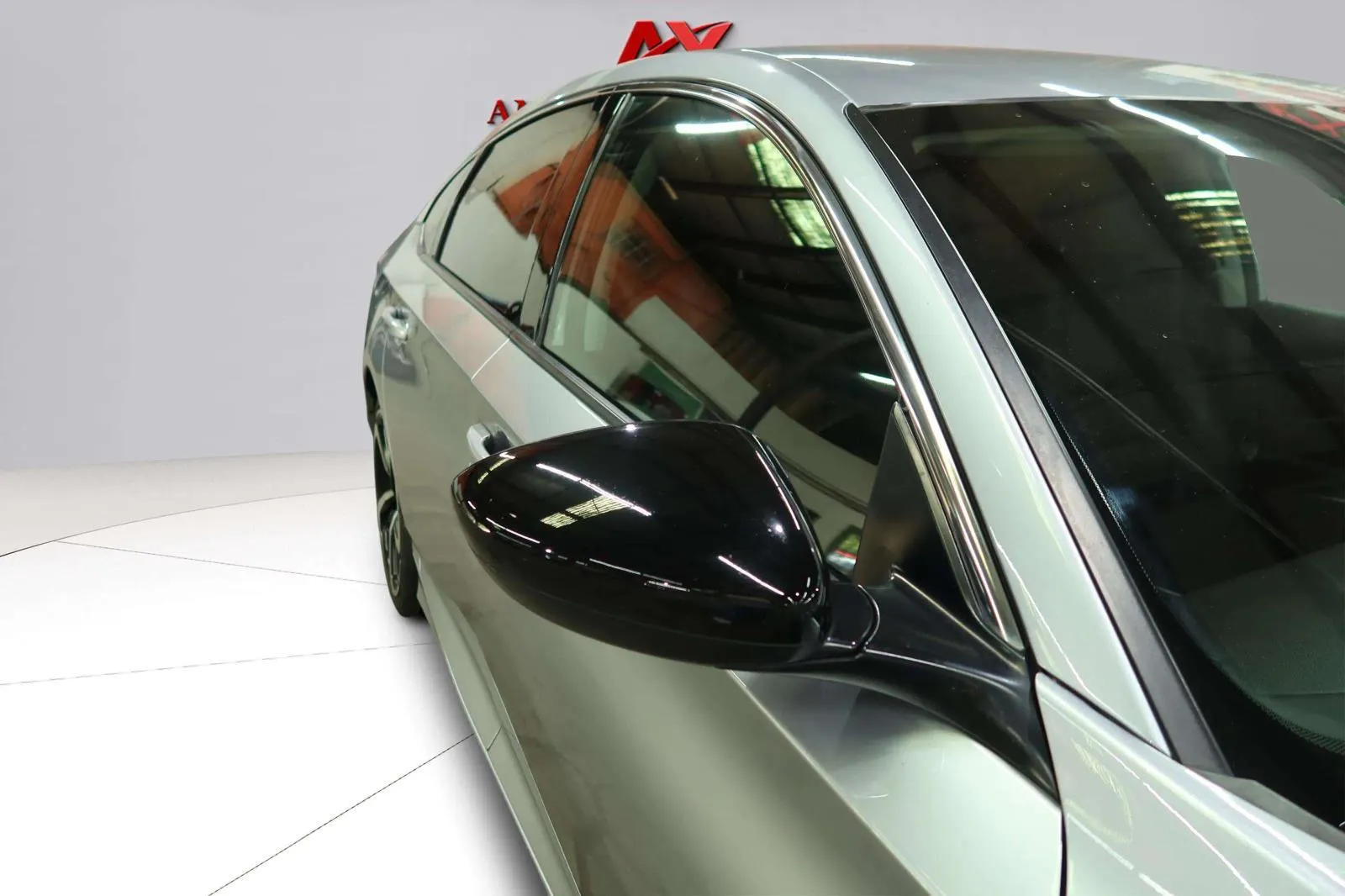 Honda Accord photo 24