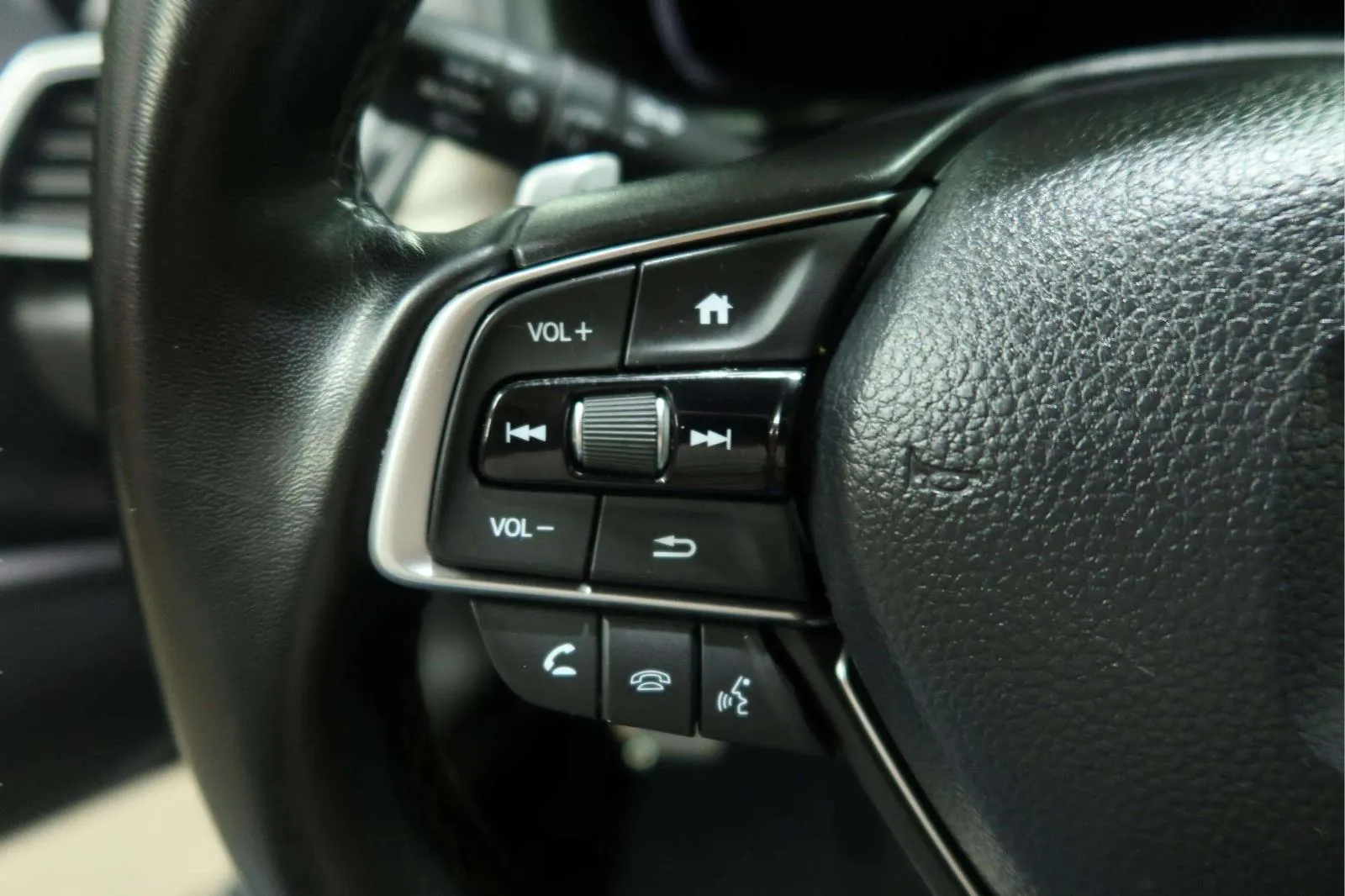 Honda Accord photo 27