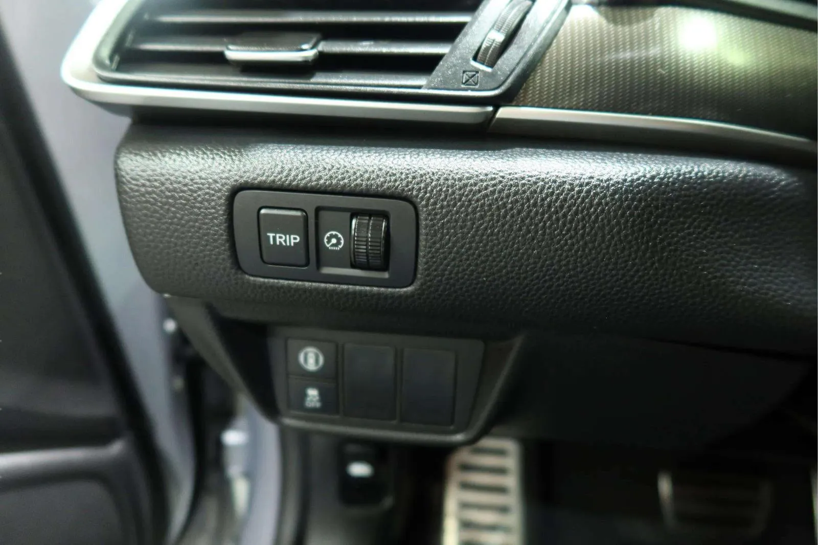 Honda Accord photo 28
