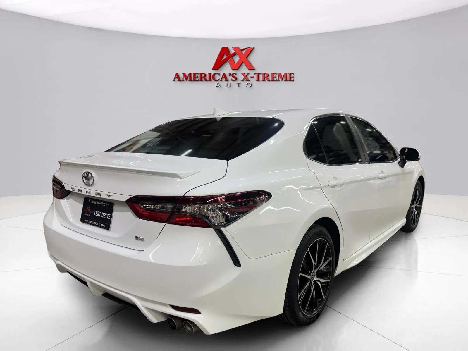Toyota Camry photo 7
