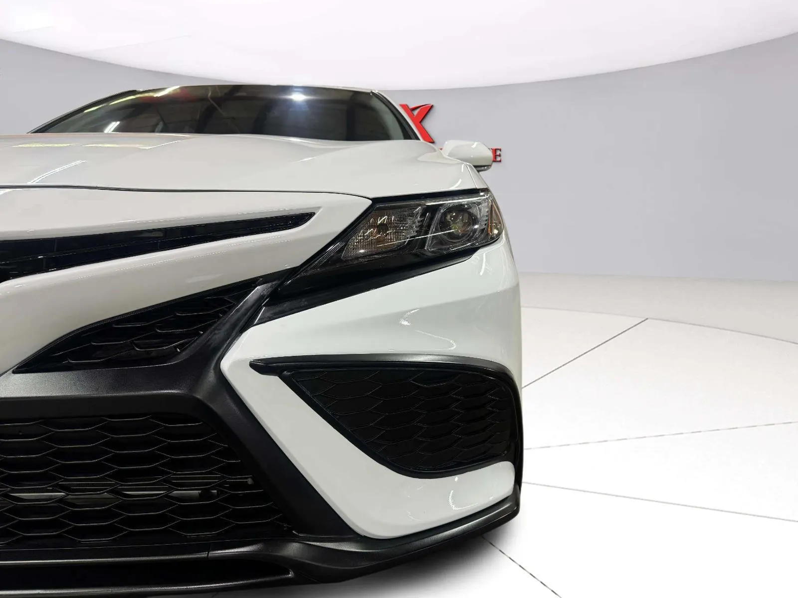 Toyota Camry photo 13