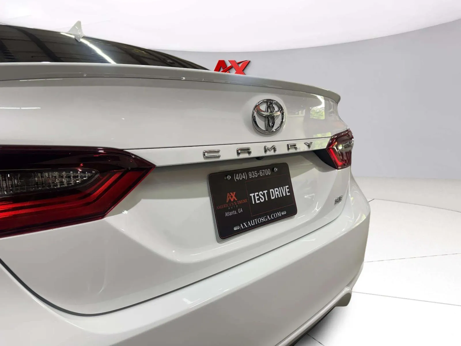 Toyota Camry photo 16