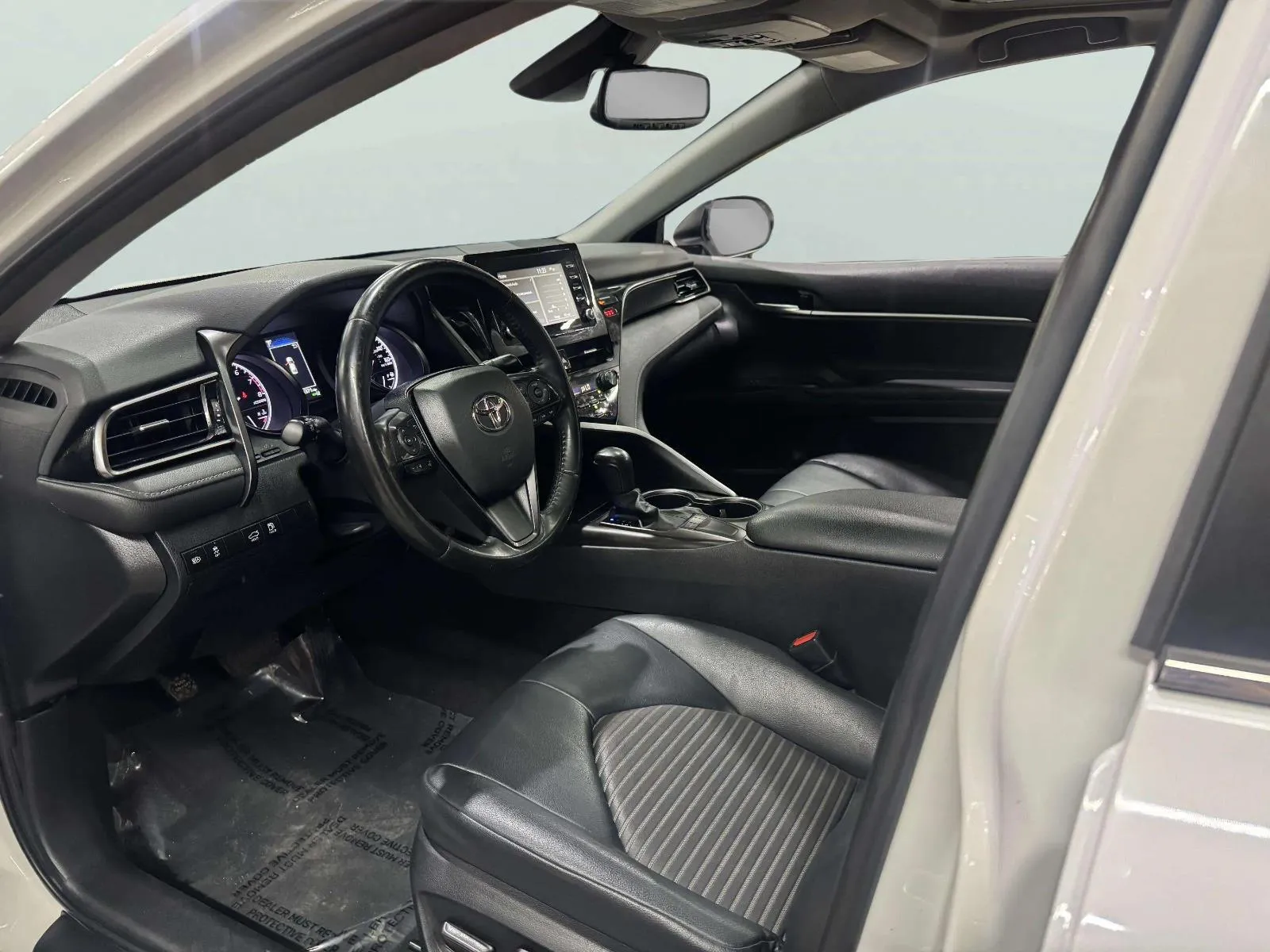 Toyota Camry photo 25