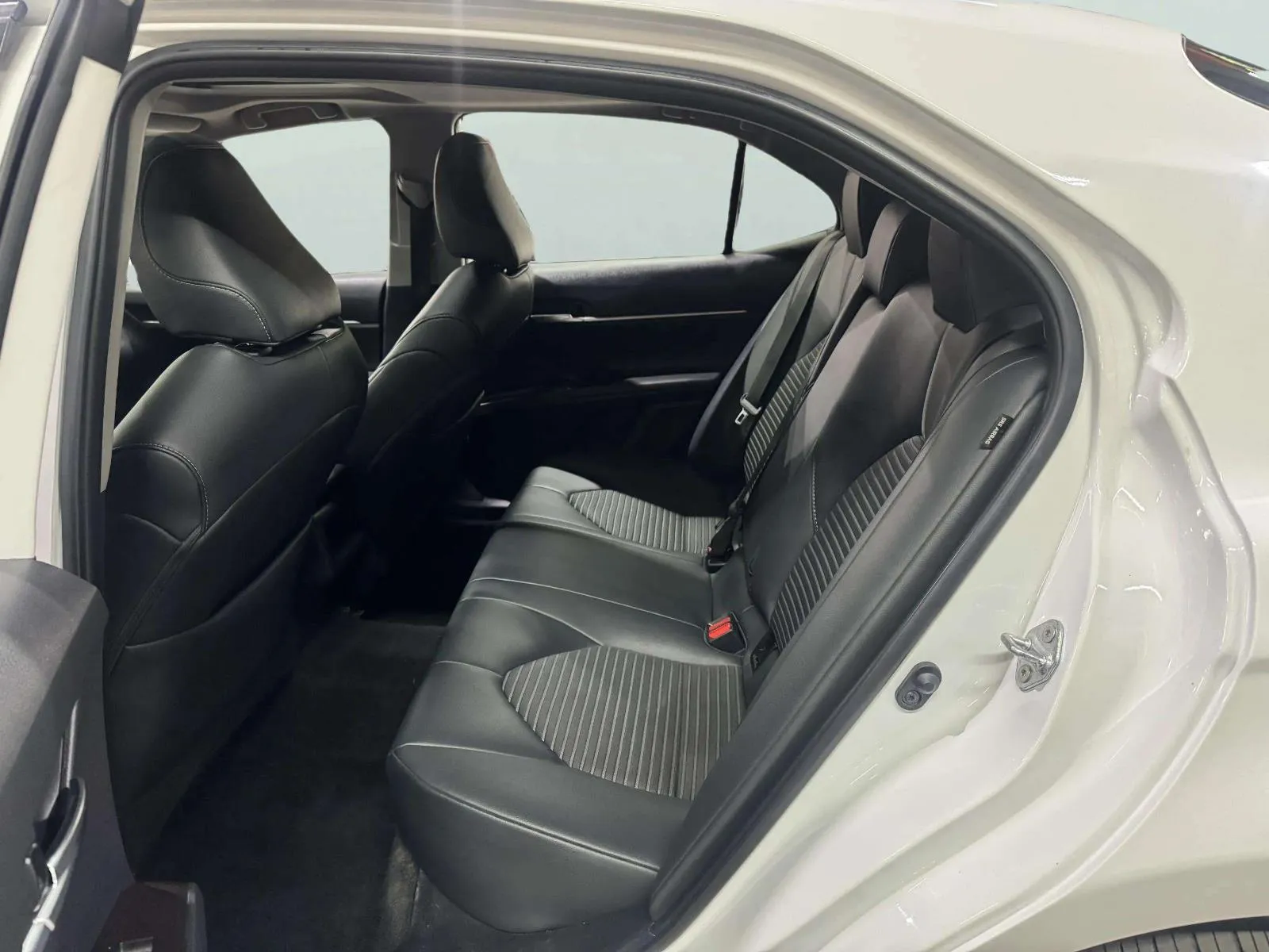Toyota Camry photo 29