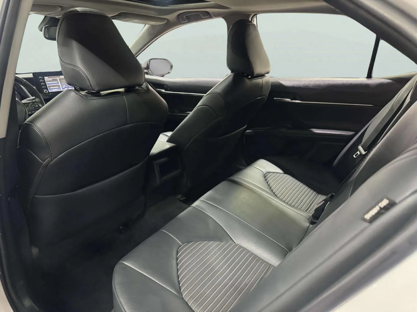 Toyota Camry photo 31