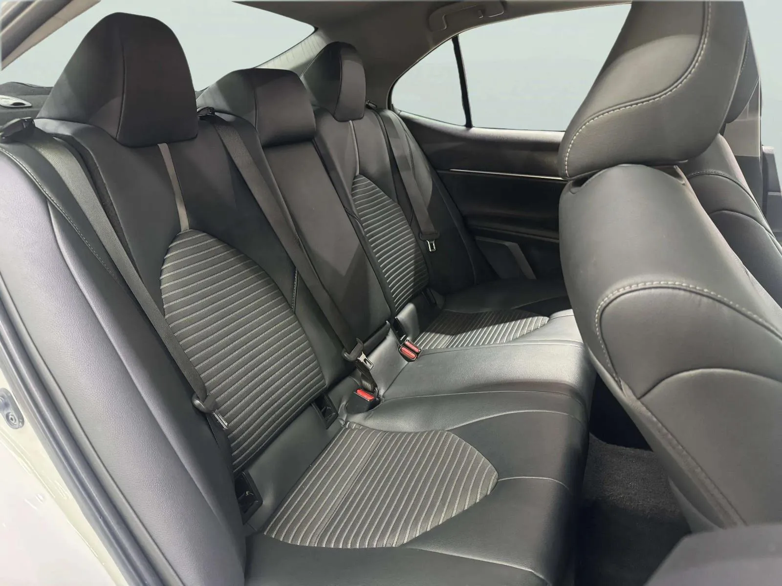 Toyota Camry photo 35