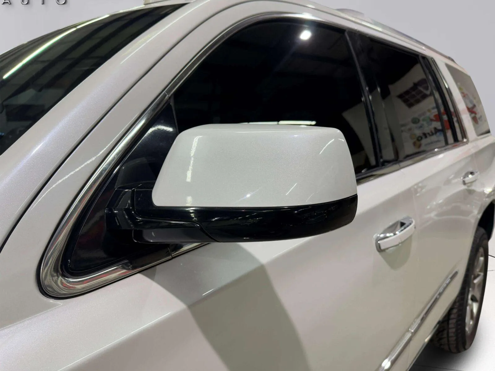 GMC Yukon photo 13