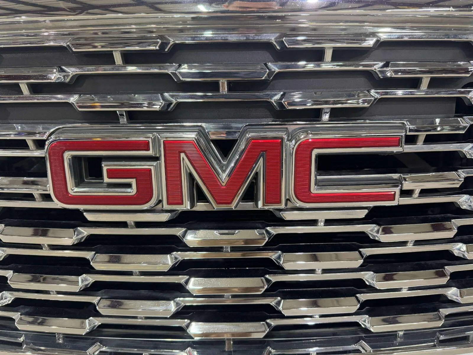 GMC Yukon photo 17